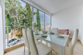 Pearl Apartment Sveti Stefan